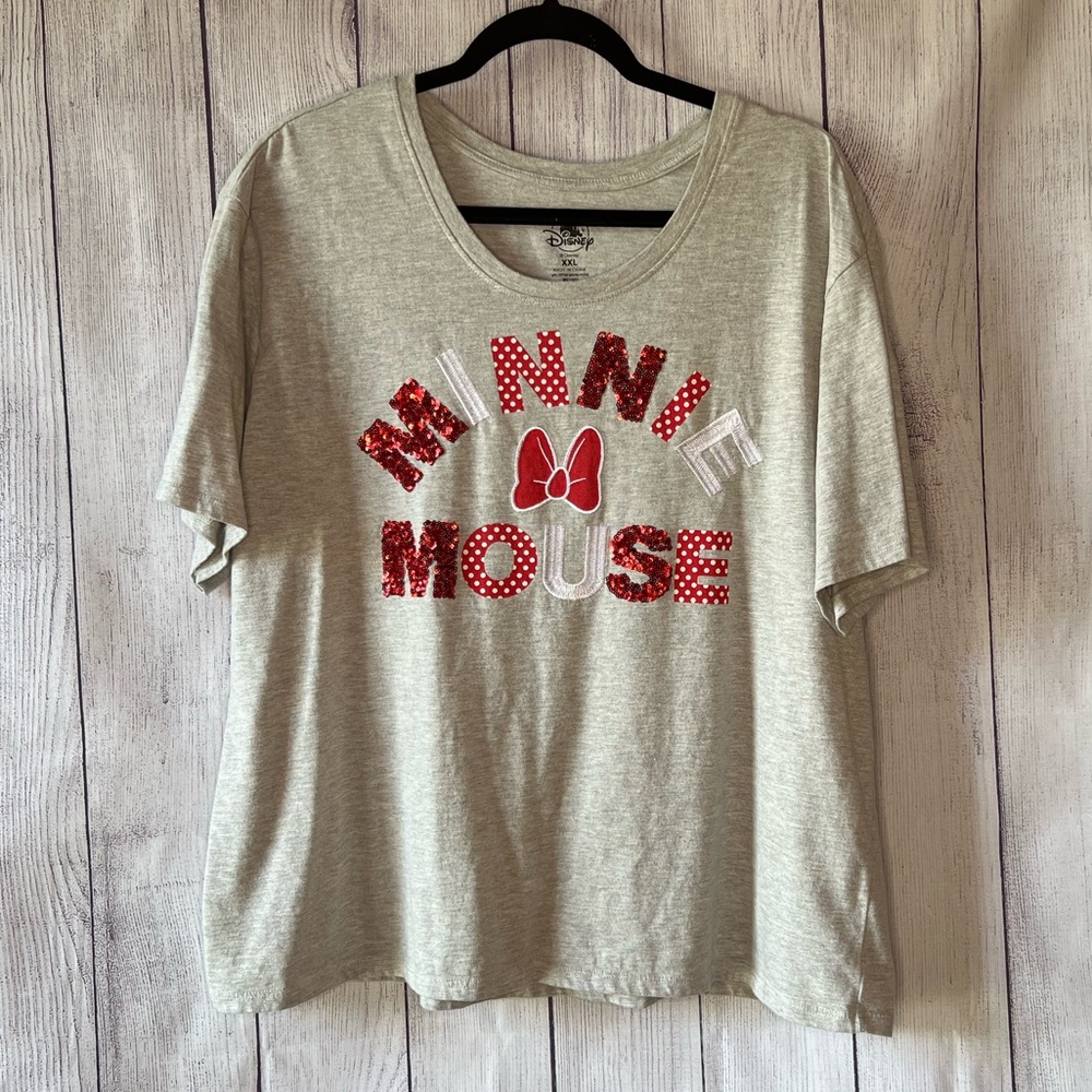 XXL Minnie Mouse Shirt.